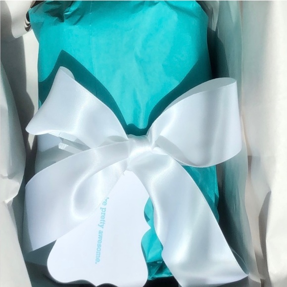 BCBG 3 toned heels New! 🥰 - Picture 8 of 9